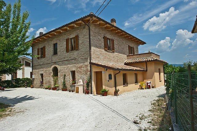 Antica Loggia Hotel Fabriano Exterior foto